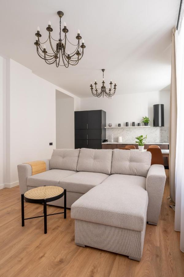 Spacious 1-Bedroom Apartment In The Heart Of Old Town Riga Exteriér fotografie